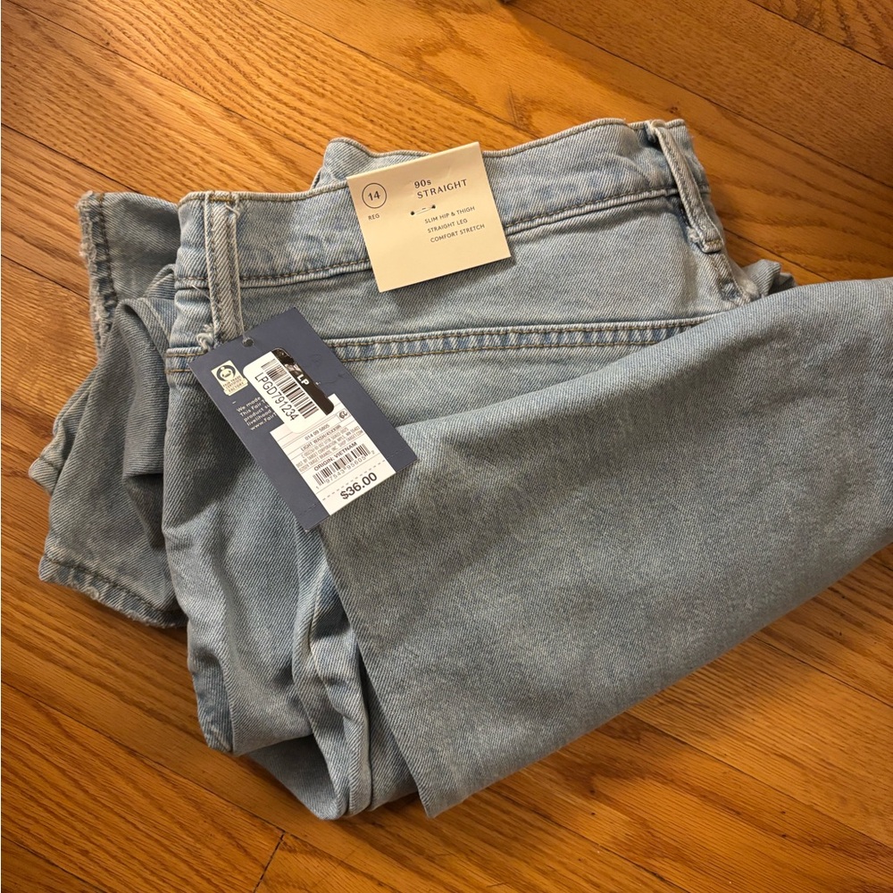 Universal Thread Blue Straight Leg Denim - Picture 4 of 4